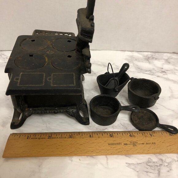 Vintage Antique Dollhouse Miniature Queen Cast Iron Stove with Accessories - Picture 7 of 9